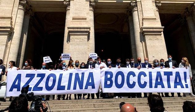Scuola. Salvini contro Azzolina: “Disastro di un ministro totalmente inadeguato”