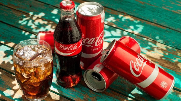 Coca Cola boicotta Facebook e si unisce alla lotta contro il razzismo