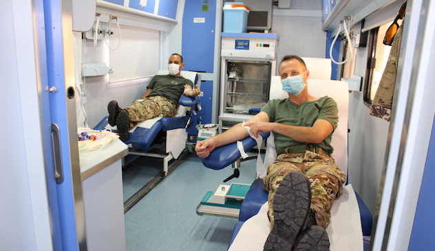 L’Esercito in prima linea: donazione di sangue alla caserma Villasanta