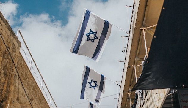 Israele, migliaia in quarantena per errore