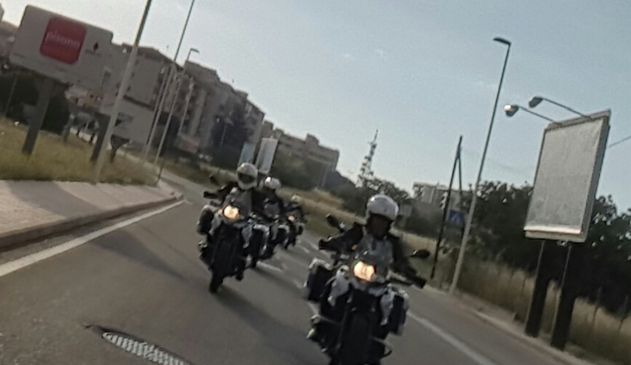 Cagliari. Minaccia agenti di polizia municipale e danneggia auto di servizio: arrestato 