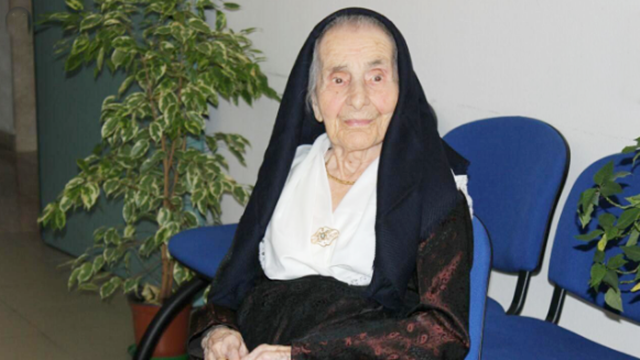 Tanti auguri Tzia Lisetta Urru, la nonnina di Gergei ha spento 105 candeline