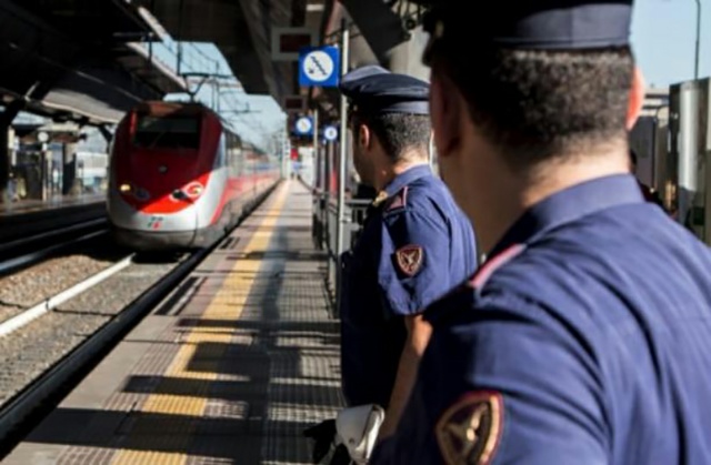 Operazione della polizia ferroviaria per prevenire attività vietate: denunce e sanzioni
