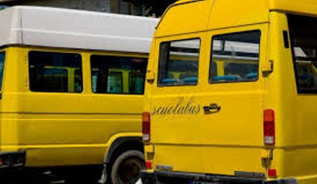 Bimbo di 4 anni muore investito dallo scuolabus