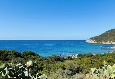 Il mare in Sardegna: uno sguardo mille colori