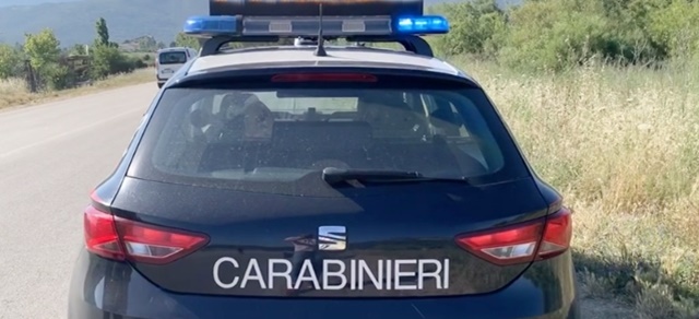 Era ricercato dai Carabinieri, in casa anche pistola e proiettili: in cella un 35enne