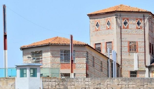 Vaccinati detenuti e personale delle carceri di Badu 'e Carros e di Lodè - Mamone