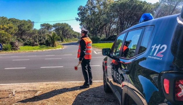 Furto di attrezzi da lavoro e di 800 litri di gasolio: due arresti ad Alghero