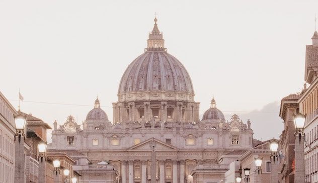 Vaticano, Parolin: 