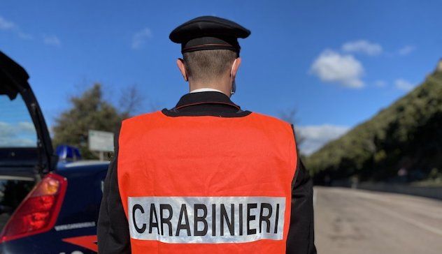Talana. Carabinieri trovano tre sacchi di marijuana in un canale di scolo