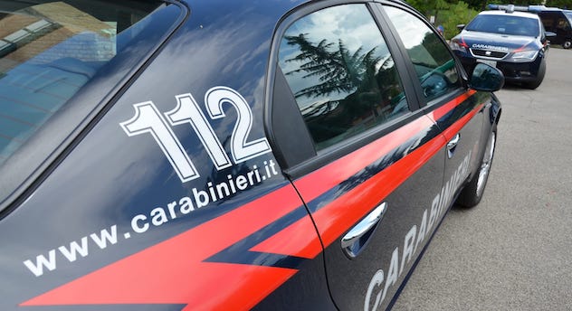 Ussana. Follia sulla ss 466: inseguito dai carabinieri si scontra in contromano con auto