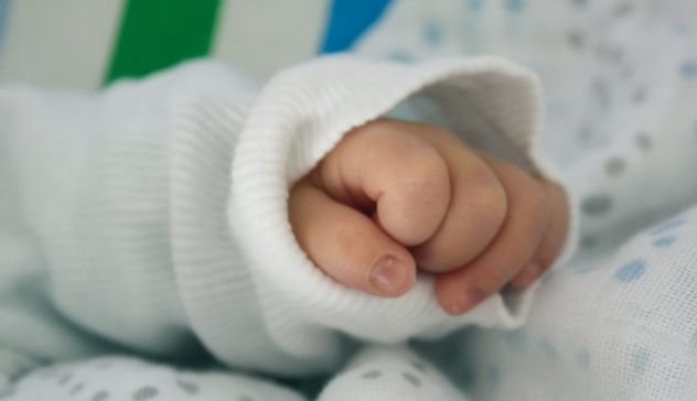 Giovanni è il primo bimbo nato a Nuoro nel 2022: è venuto alla luce 27 minuti dopo la mezzanotte