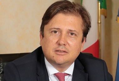 Sileri: “Entro il 2022 quasi tutti gli italiani incontreranno Omicron” 