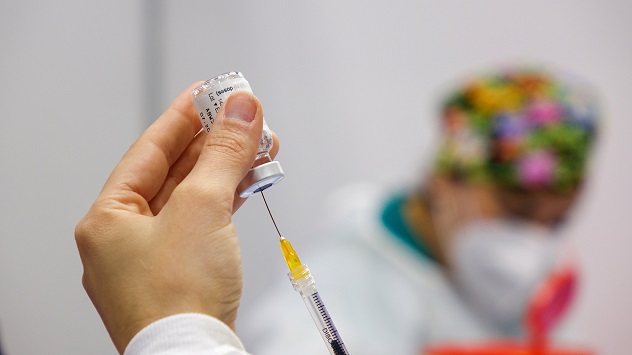 Vaccini: a Sassari 18 inoculazioni di vaccino a vuoto per errore 