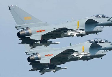 Taiwan denuncia l'incursione di 13 caccia militari cinesi 