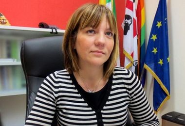 Caro carburante, Romina Mura (Pd): “La Regione sostenga le imprese sarde” 