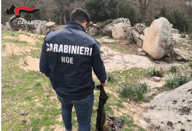 Rifiuti tessili interrati in Sardegna, 9 gli indagati