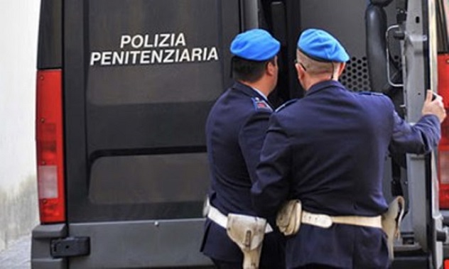Carceri: detenuto tenta suicidio a Cagliari, denuncia Polgiust 