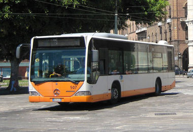 Cagliari. Colto da infarto sul bus: muore un 52enne 