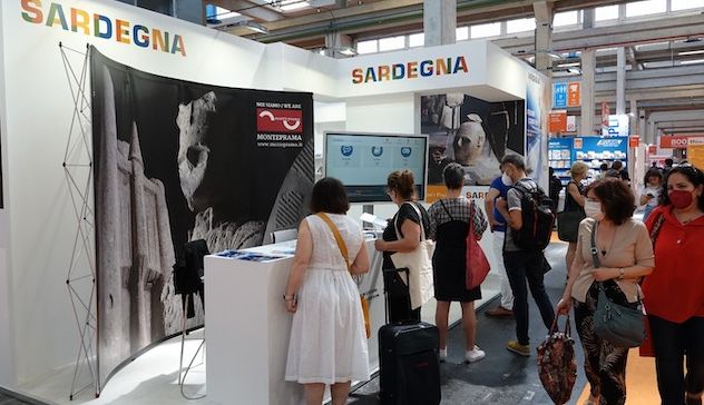 Grande successo dello stand della Regione Sardegna al Salone del Libro di Torino