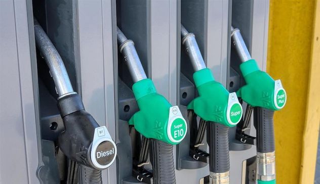 Sconto prezzo benzina e diesel fino al 2 agosto, firmato decreto