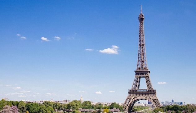 Caldo record a Parigi, oltre 40 gradi: è la terza volta nella storia