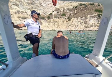 Cagliari. Turista in difficoltà in mare soccorso a Cala Fighera 