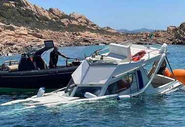 La Maddalena. Barca affonda, in salvo nove persone