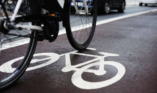 Tamponato da un'auto a San Vero Milis: muore ciclista 40enne