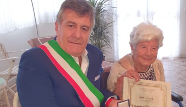 Il Comune di Cagliari celebra i 107 della signora Adele Anedda