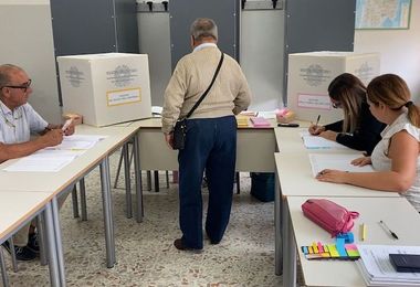 Elezioni 2022. Affluenza in Sardegna: ha votato il 53,15% dei sardi. Nel 2018 era stata del 65%