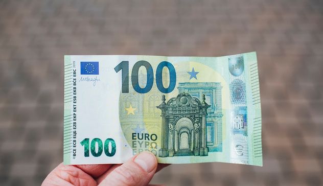 Bonus 200 euro: domani via alle domande dei lavoratori autonomi